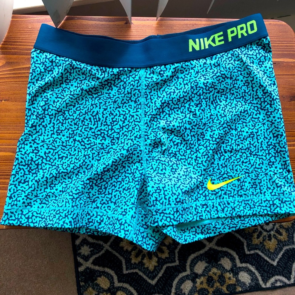 Nike Pro Spandex Shorts Size L